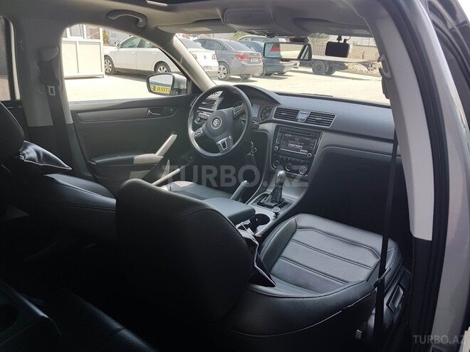 Volkswagen Passat 2014, 58,429 km - 1.8 l - Bakı