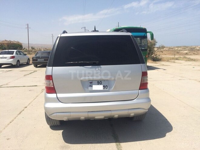 Mercedes ML 320 2002, 240,000 km - 3.2 l - Bakı