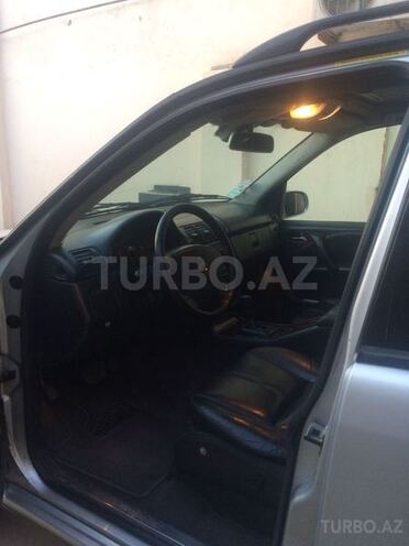 Mercedes ML 320 2002, 240,000 km - 3.2 l - Bakı