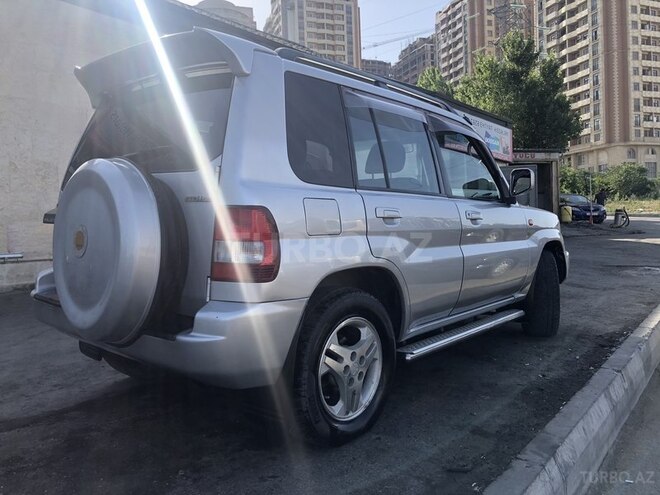Mitsubishi Pajero io 2000, 170,000 km - 2.0 l - Bakı