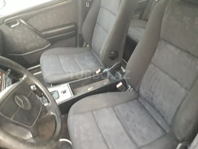 Mercedes C 200 1997, 330,000 km - 2.0 l - Şəki