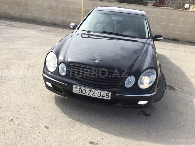 Mercedes E 220 2003, 297,000 km - 2.2 l - Bakı