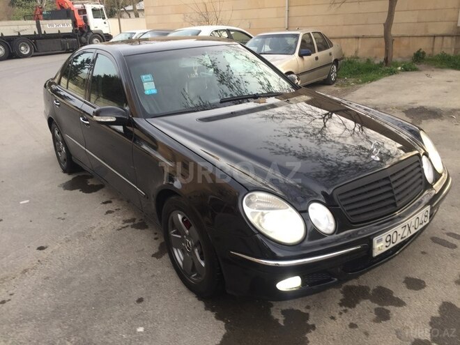 Mercedes E 220 2003, 297,000 km - 2.2 l - Bakı