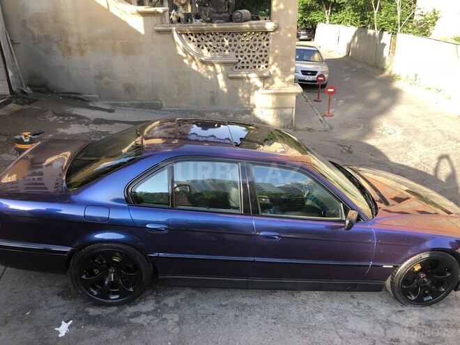 BMW 740 1998, 260,000 km - 4.4 l - Bakı