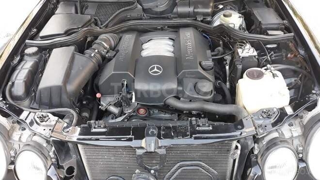 Mercedes E 240 1999, 243,058 km - 2.6 l - Bakı