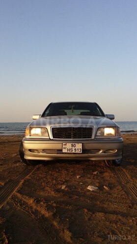 Mercedes C 230 1999, 260,584 km - 2.0 l - Bakı