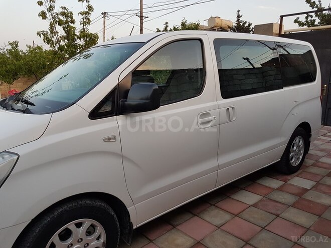 Hyundai H-1 2011, 270,000 km - 2.5 л - Bakı