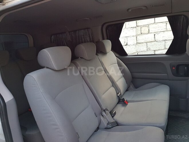 Hyundai H-1 2011, 270,000 km - 2.5 л - Bakı
