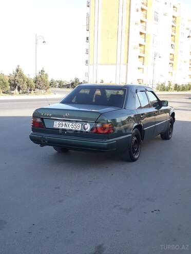 Mercedes E 200 1992, 650,000 km - 2.0 l - Bakı