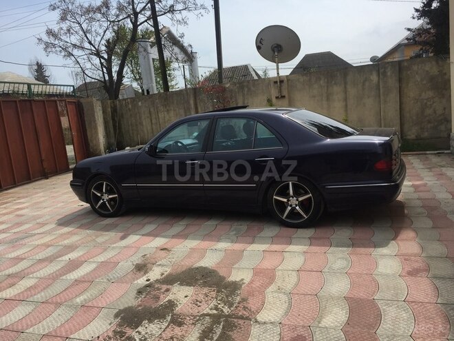 Mercedes E 320 1997, 292,000 km - 3.2 l - Lənkəran