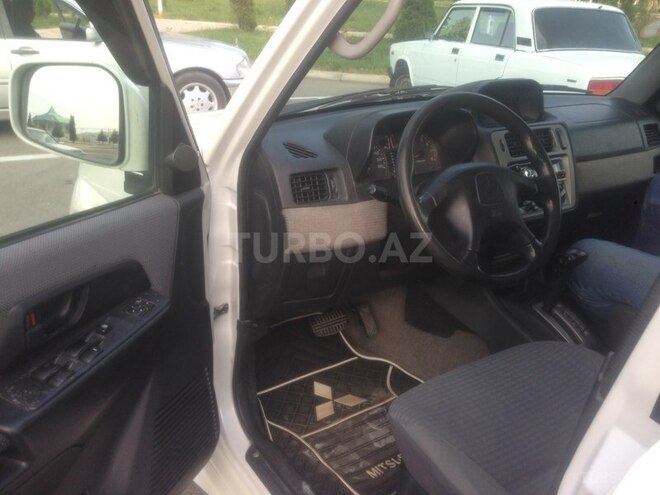 Mitsubishi Pajero io 2000, 189,000 km - 0.2 l - Mingəçevir