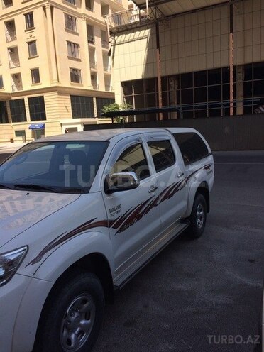 Toyota Hilux 2014, 50,000 km - 2.7 л - Bakı