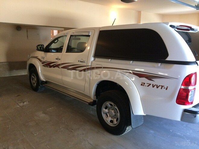 Toyota Hilux 2014, 49,500 km - 2.7 l - Bakı