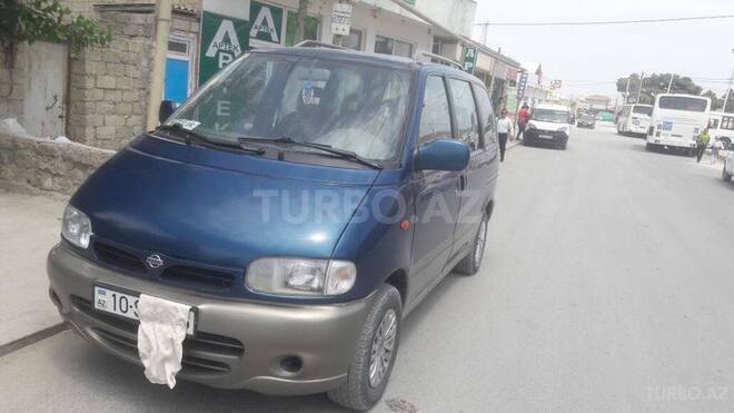 Nissan Serena 2001, 222,500 km - 1.6 l - Bakı