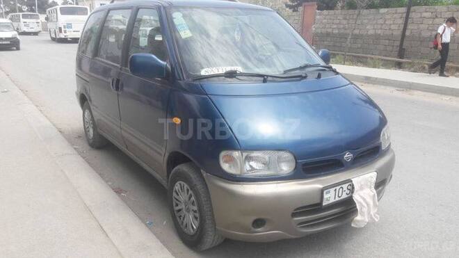 Nissan Serena 2001, 222,500 km - 1.6 l - Bakı