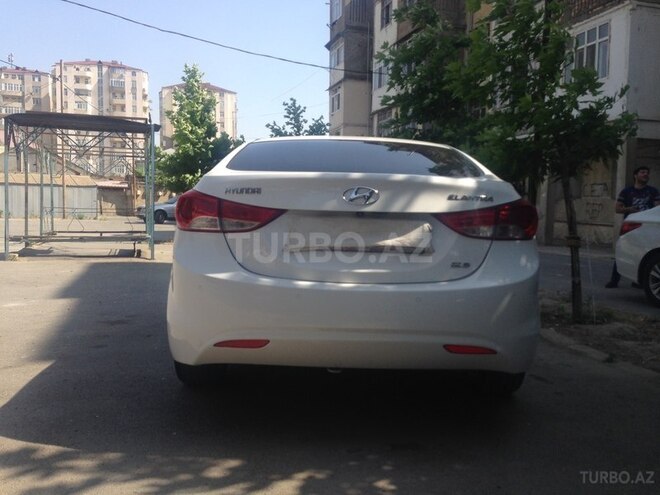 Hyundai Elantra 2013, 107,000 km - 1.8 л - Bakı