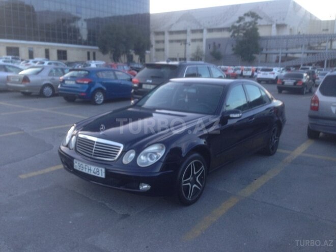 Mercedes E 220 2004, 278,000 km - 2.2 л - Bakı