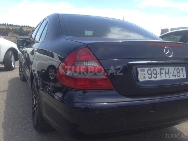 Mercedes E 220 2004, 278,000 km - 2.2 л - Bakı