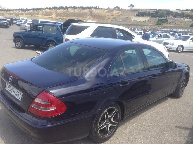 Mercedes E 220 2004, 278,000 km - 2.2 л - Bakı