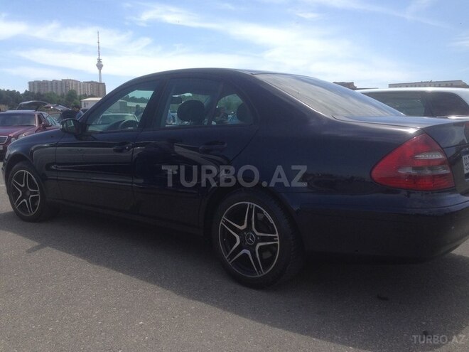 Mercedes E 220 2004, 278,000 km - 2.2 л - Bakı