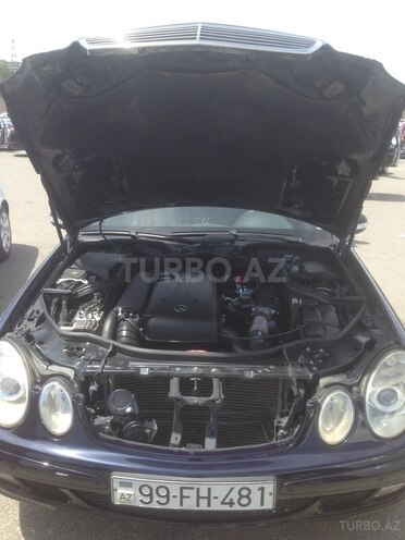 Mercedes E 220 2004, 278,000 km - 2.2 л - Bakı