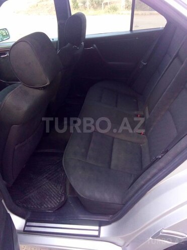 Mercedes C 200 1997, 300,000 km - 2.0 л - Şirvan