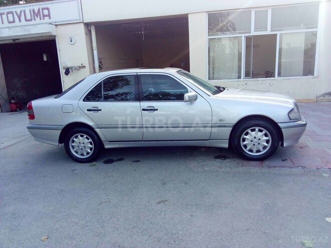 Mercedes C 200 1997, 300,000 km - 2.0 л - Şirvan