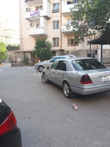 Mercedes C 220 1996, 350,000 km - 2.2 l - Bakı