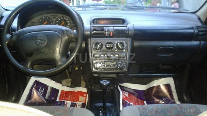 Opel Vita 1998, 174,000 km - 1.4 л - Şəki