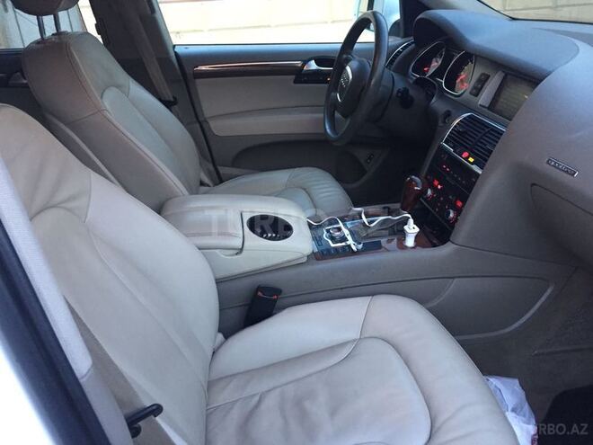 Audi Q7 2009, 142,000 km - 4.2 l - Sumqayıt