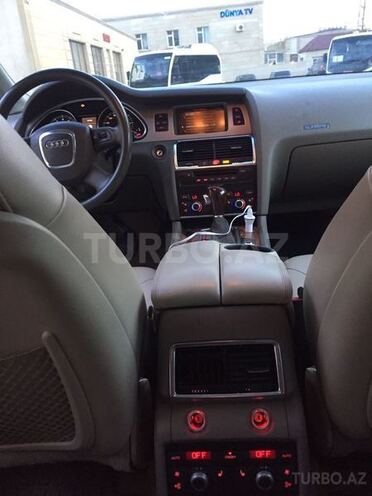 Audi Q7 2009, 142,000 km - 4.2 l - Sumqayıt