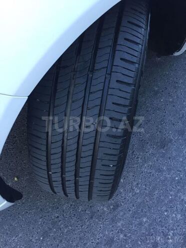 Audi Q7 2009, 142,000 km - 4.2 l - Sumqayıt