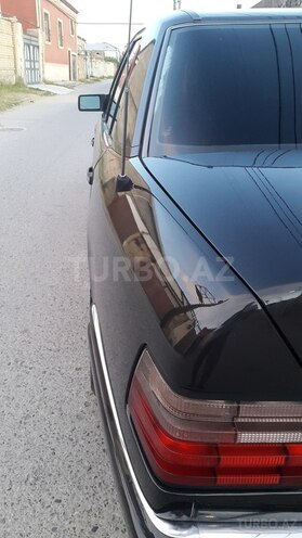 Mercedes E 220 1993, 317,000 km - 2.2 л - Sumqayıt
