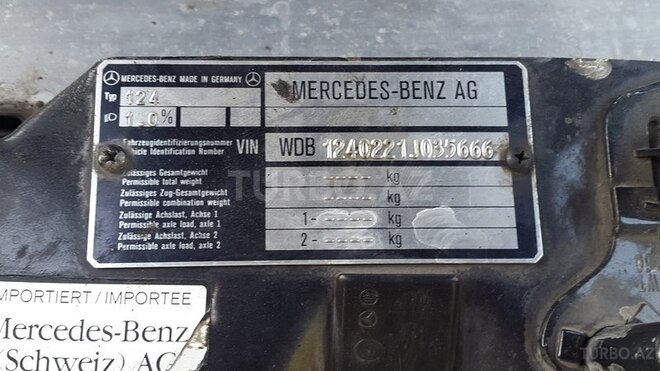 Mercedes E 220 1993, 317,000 km - 2.2 л - Sumqayıt