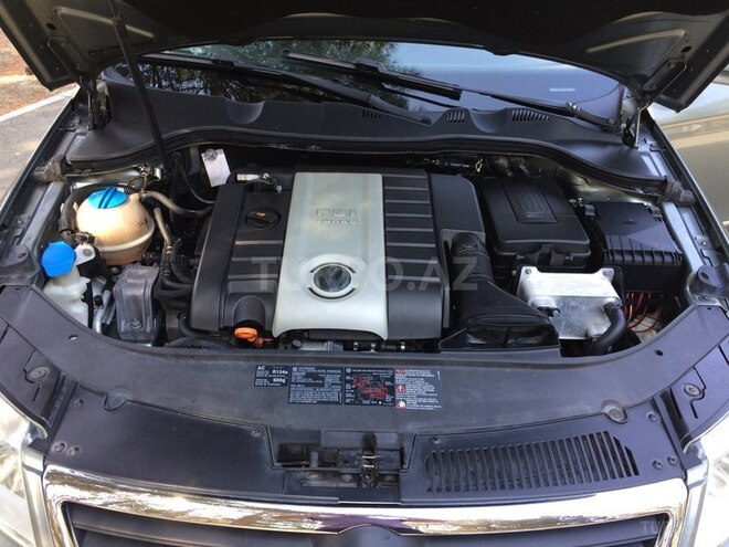 Volkswagen Passat 2006, 189,555 km - 2.0 l - Bakı