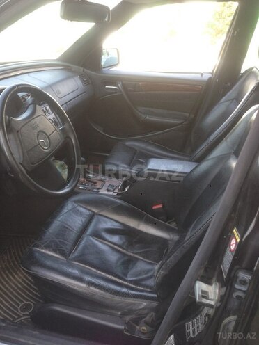 Mercedes C 230 1999, 220,000 km - 2.3 l - Bakı