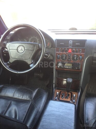 Mercedes C 230 1999, 220,000 km - 2.3 l - Bakı