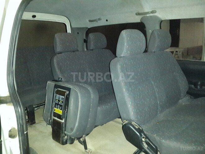 Hyundai H-1 2003, 250,000 km - 2.4 l - Şəmkir