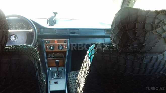 Mercedes E 230 1989, 132,987 km - 2.3 l - Bakı