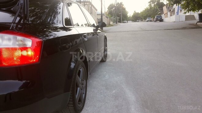 Audi A4 2003, 140,000 km - 1.8 l - Şamaxı