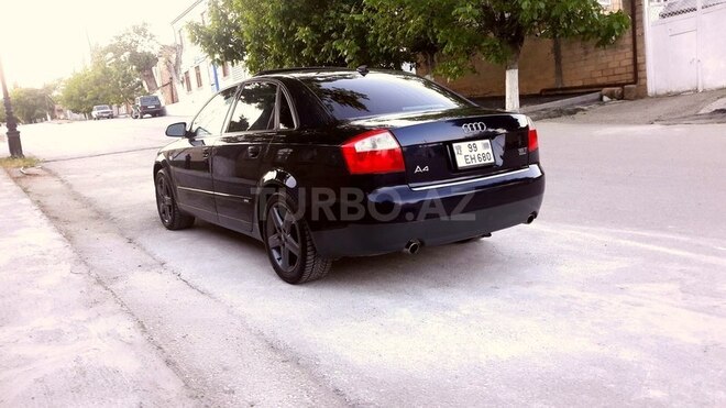 Audi A4 2003, 140,000 km - 1.8 l - Şamaxı