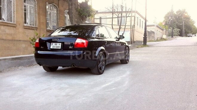 Audi A4 2003, 140,000 km - 1.8 l - Şamaxı
