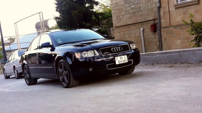 Audi A4 2003, 140,000 km - 1.8 l - Şamaxı