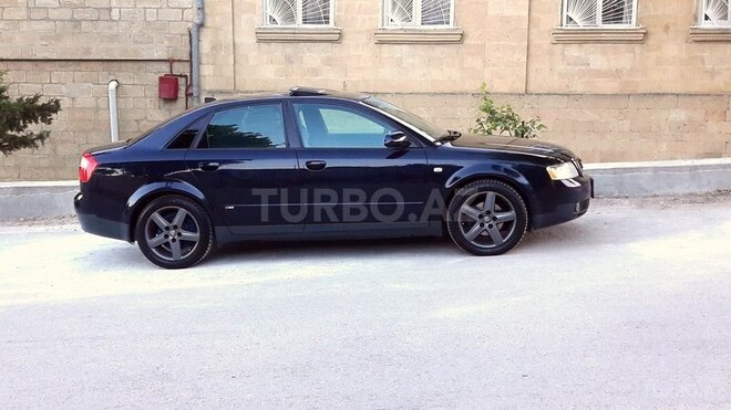 Audi A4 2003, 140,000 km - 1.8 l - Şamaxı