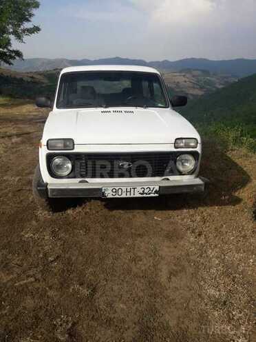 LADA (VAZ) Niva 1998, 318,000 km - 1.6 l - Lerik