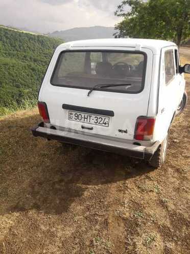 LADA (VAZ) Niva 1998, 318,000 km - 1.6 l - Lerik