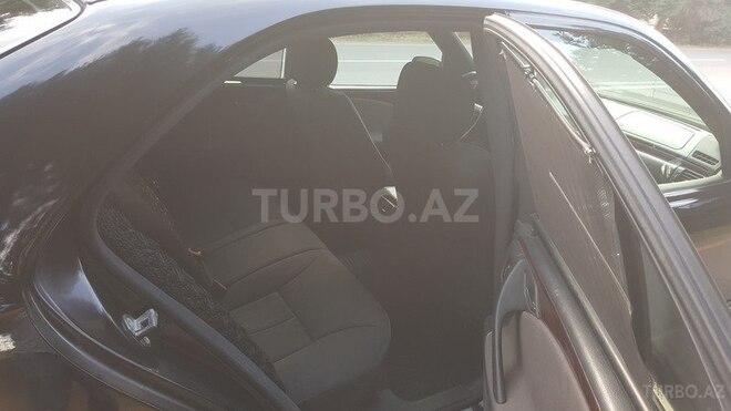 Mercedes E 200 2000, 207,000 km - 2.0 l - Gəncə