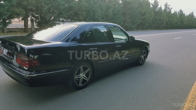 Mercedes E 200 2000, 207,000 km - 2.0 l - Gəncə