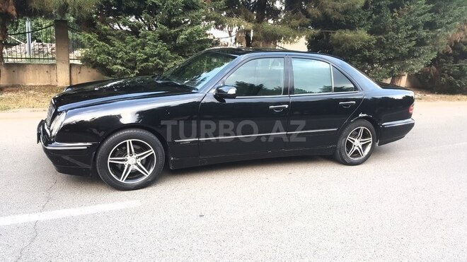 Mercedes E 200 2000, 207,000 km - 2.0 l - Gəncə