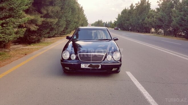 Mercedes E 200 2000, 207,000 km - 2.0 l - Gəncə